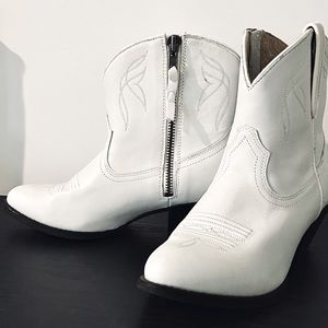 ARIAT Women's Darlin Western Boot White Size 7.5 Wide